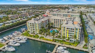 806 E Windward Way 102, Lantana, FL 33462