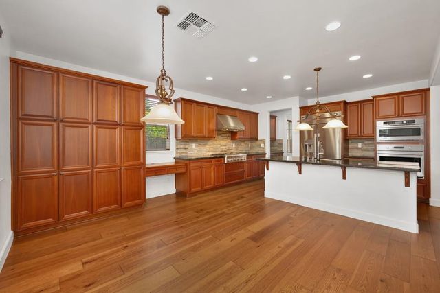 805 Turner Pl, Lincoln, CA 95648