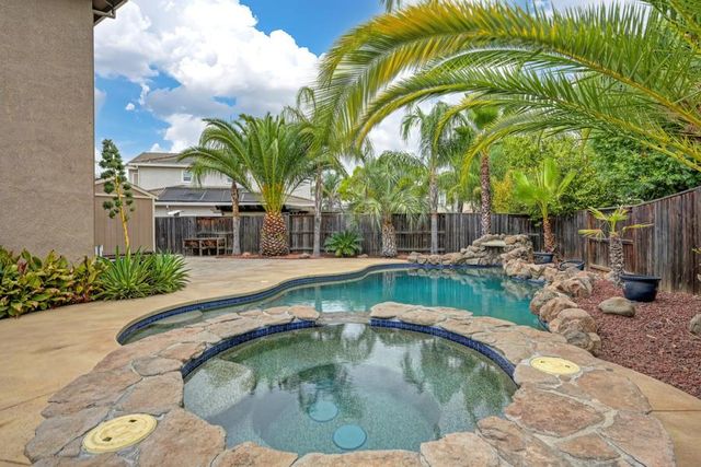 805 Turner Pl, Lincoln, CA 95648