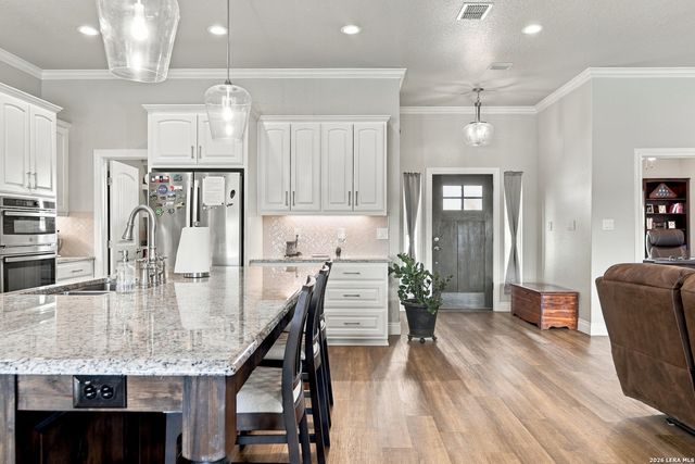 2741 County Road 357, La Vernia, TX 78121