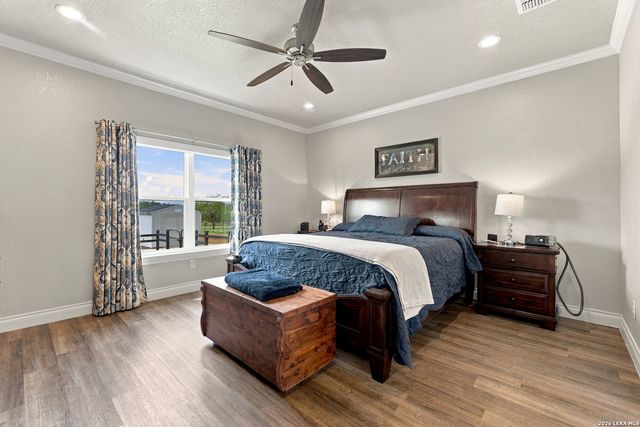 2741 County Road 357, La Vernia, TX 78121