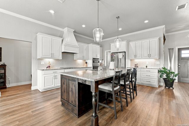2741 County Road 357, La Vernia, TX 78121