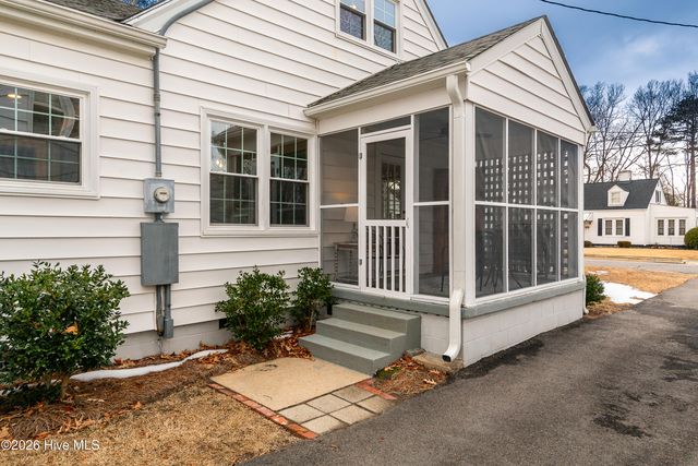 3283 N Contentnea Street, Farmville, NC 27828