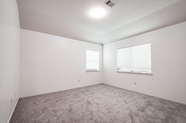 4435 Crossvine Avenue, Baytown, TX 77521