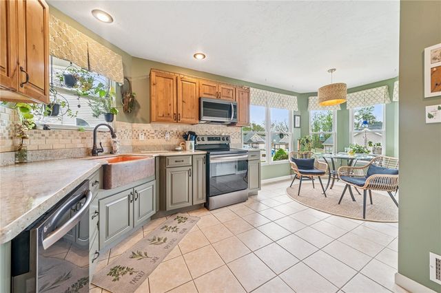 74 Quail Run, Unity Twp, PA 15601