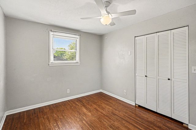 1404 Alton Dr, Pleasant View, TN 37146