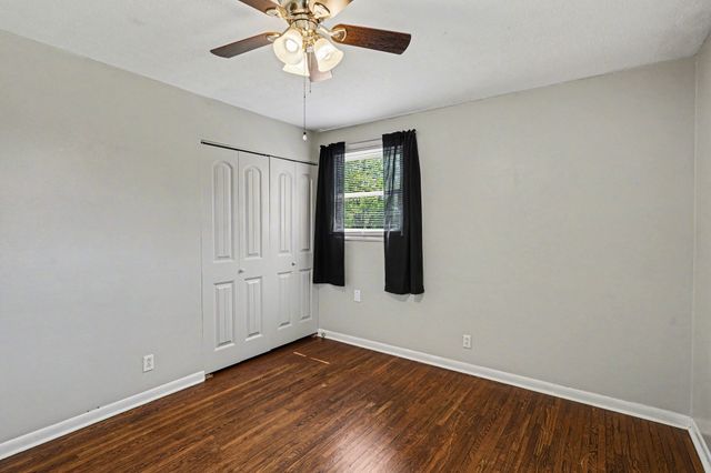 1404 Alton Dr, Pleasant View, TN 37146