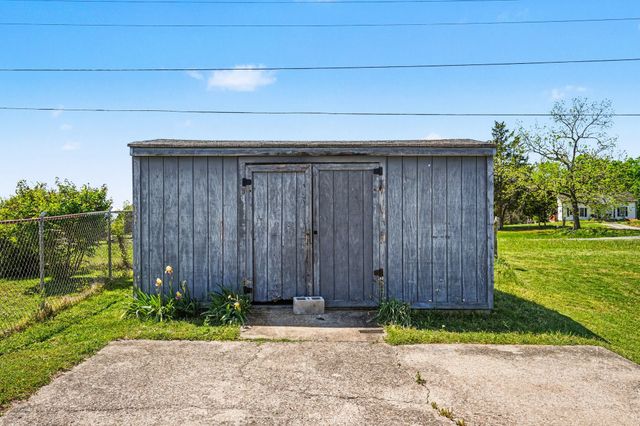 1404 Alton Dr, Pleasant View, TN 37146