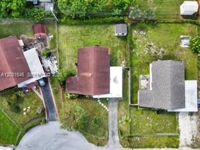 1041 NW 24th Terrace, Fort Lauderdale, FL 33311