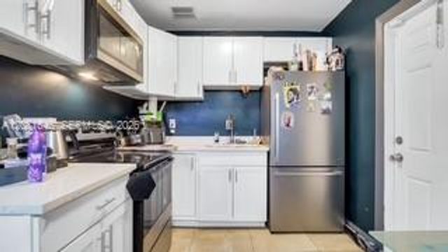1041 NW 24th Terrace, Fort Lauderdale, FL 33311