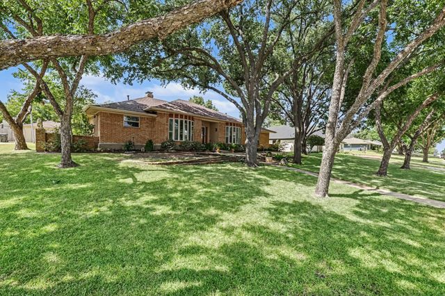 1905 Toler Trail, Garland, TX 75043