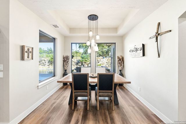 6 Sendero Pt, Fair Oaks Ranch, TX 78015