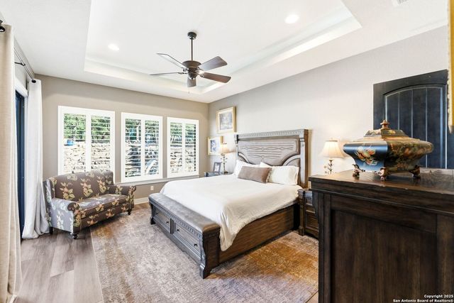 6 Sendero Pt, Fair Oaks Ranch, TX 78015