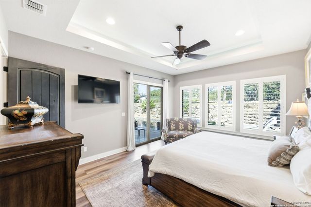 6 Sendero Pt, Fair Oaks Ranch, TX 78015