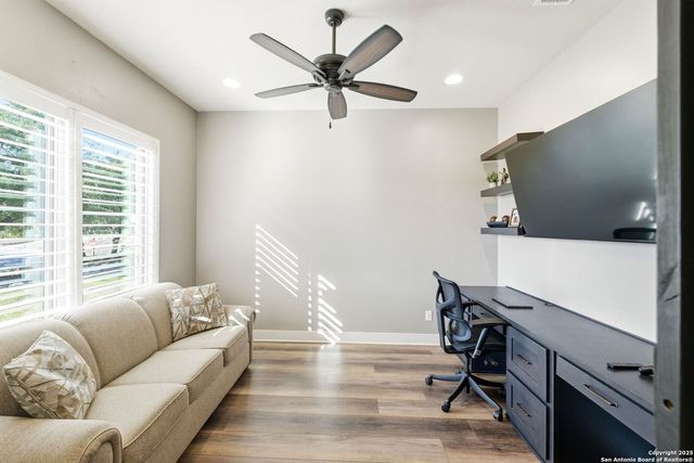 6 Sendero Pt, Fair Oaks Ranch, TX 78015