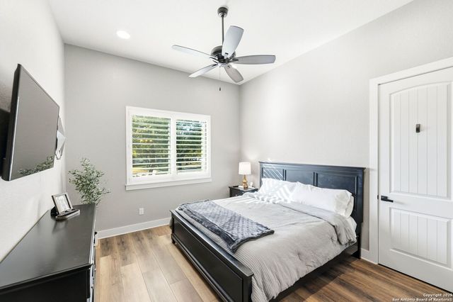 6 Sendero Pt, Fair Oaks Ranch, TX 78015