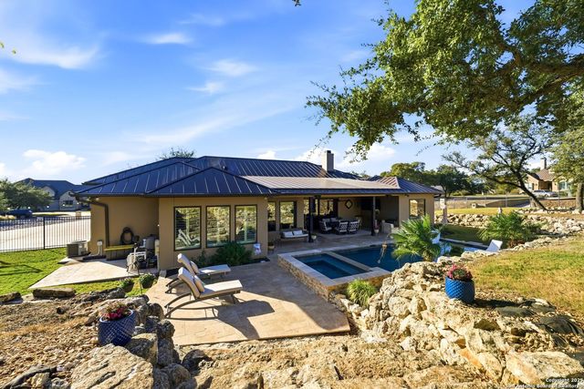 6 Sendero Pt, Fair Oaks Ranch, TX 78015