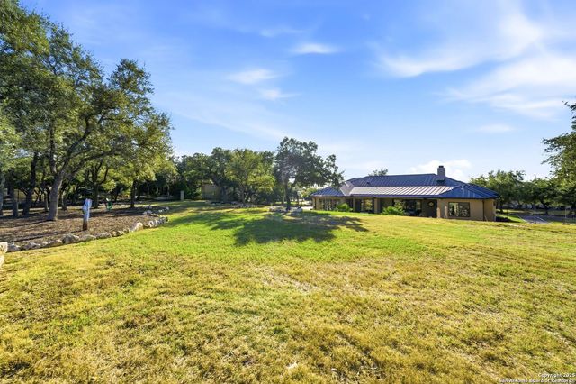 6 Sendero Pt, Fair Oaks Ranch, TX 78015