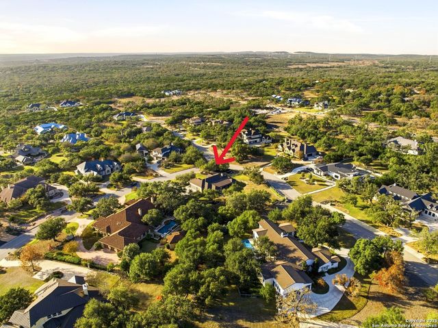6 Sendero Pt, Fair Oaks Ranch, TX 78015