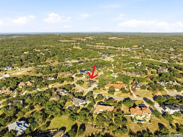 6 Sendero Pt, Fair Oaks Ranch, TX 78015