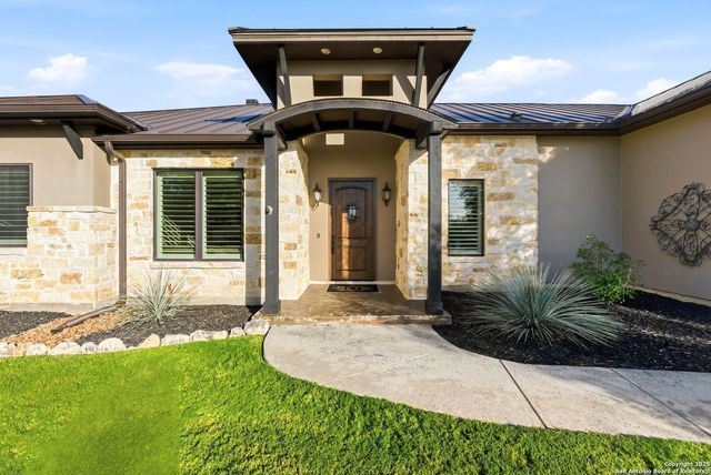 6 Sendero Pt, Fair Oaks Ranch, TX 78015