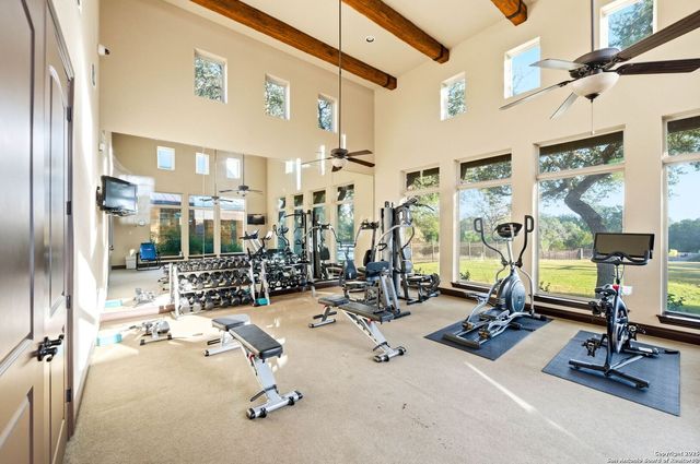 6 Sendero Pt, Fair Oaks Ranch, TX 78015