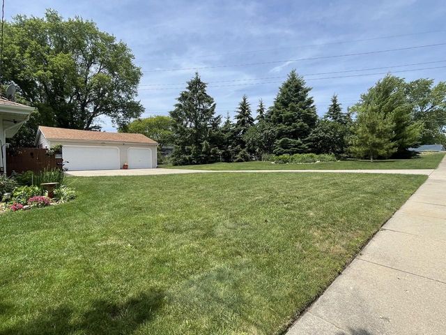 7200 45th AVENUE, Kenosha, WI 53142