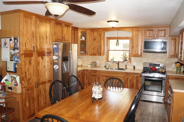 7200 45th AVENUE, Kenosha, WI 53142