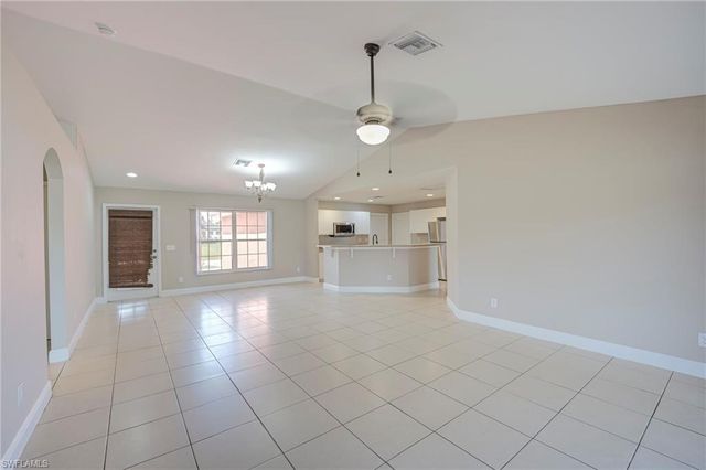 2900 8th ST SW, Lehigh Acres, FL 33976