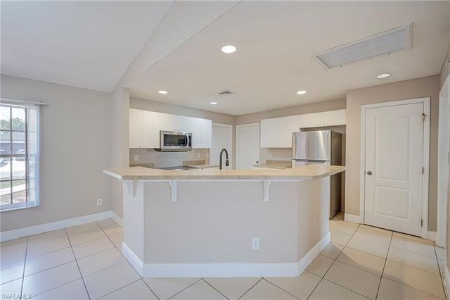 2900 8th ST SW, Lehigh Acres, FL 33976