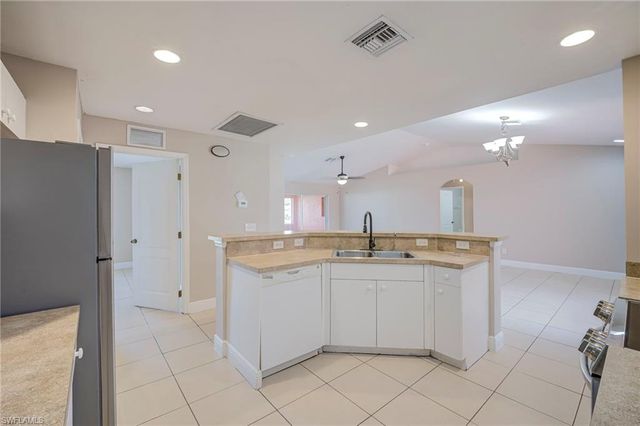 2900 8th ST SW, Lehigh Acres, FL 33976