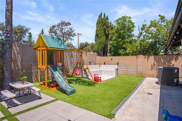 2510 Brynwood, Santa Ana, CA 92705