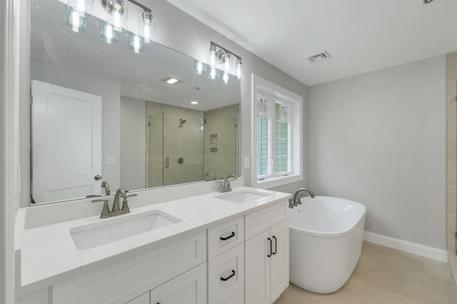 22 Fairway Drive, Dunbarton, NH 03046
