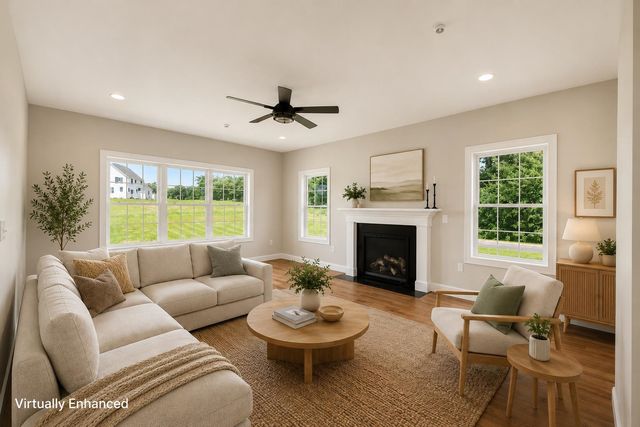 22 Fairway Drive, Dunbarton, NH 03046
