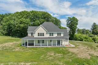 22 Fairway Drive, Dunbarton, NH 03046