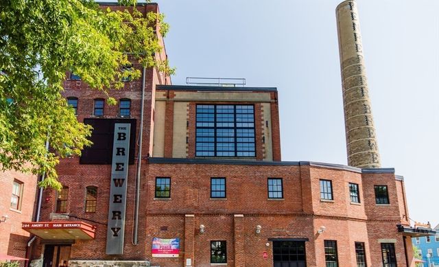 61 Montebello 8, Boston, MA 02130