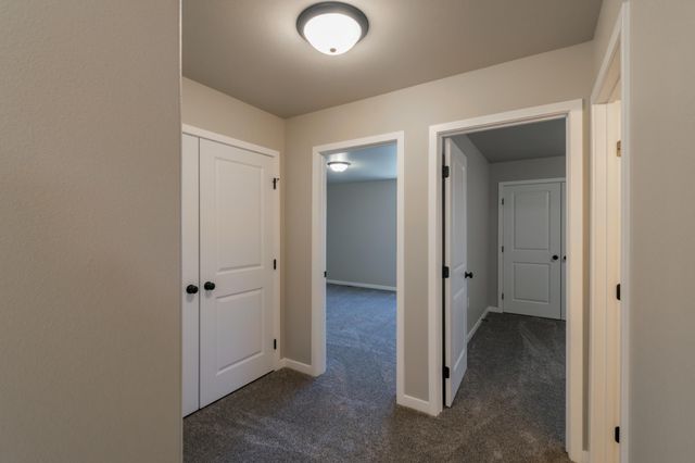 1149 60th Avenue W, West Fargo, ND 58078