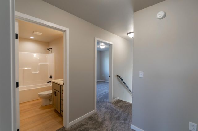 1149 60th Avenue W, West Fargo, ND 58078