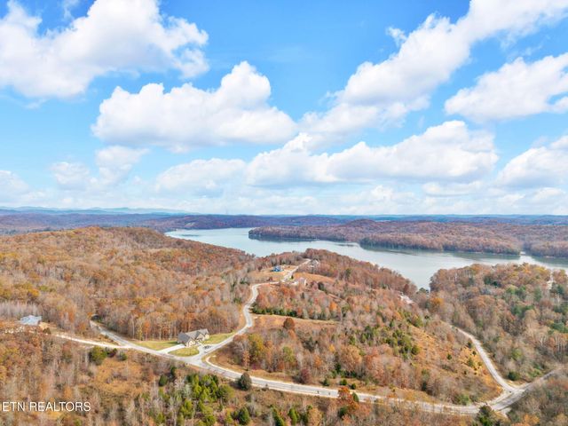 Emerald Pointe Circle, Rockwood, TN 37854
