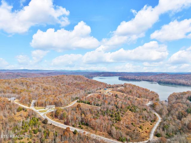 Emerald Pointe Circle, Rockwood, TN 37854