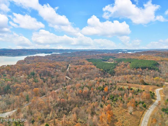 Emerald Pointe Circle, Rockwood, TN 37854