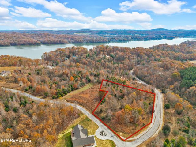 Emerald Pointe Circle, Rockwood, TN 37854