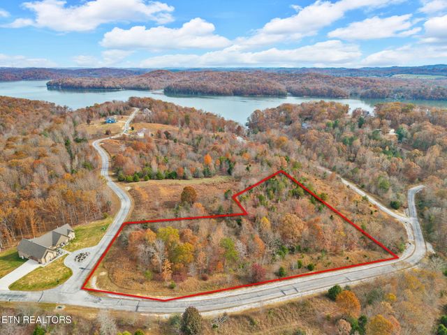 Emerald Pointe Circle, Rockwood, TN 37854