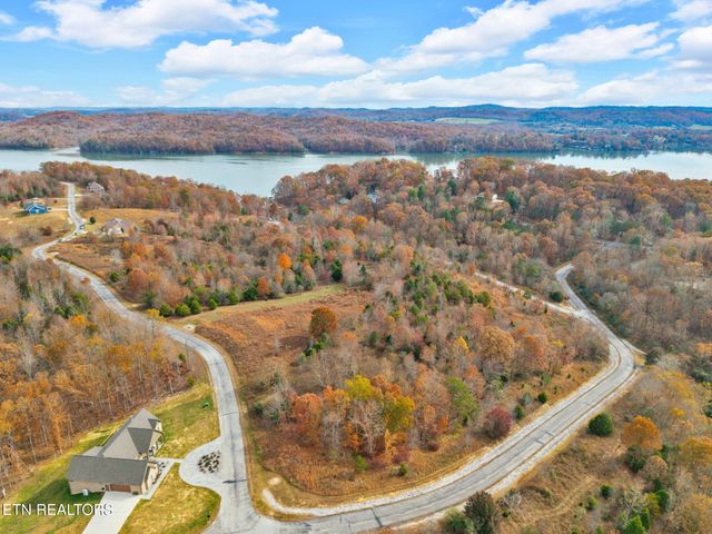 Emerald Pointe Circle, Rockwood, TN 37854