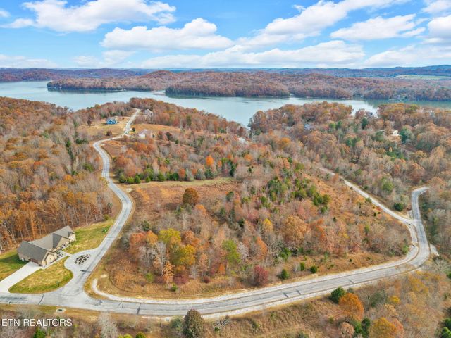 Emerald Pointe Circle, Rockwood, TN 37854