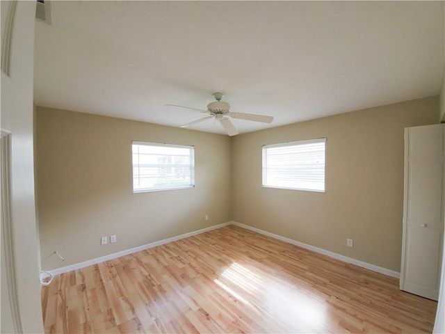 919 Turtle Cove Lane 1, Vero Beach, FL 32963