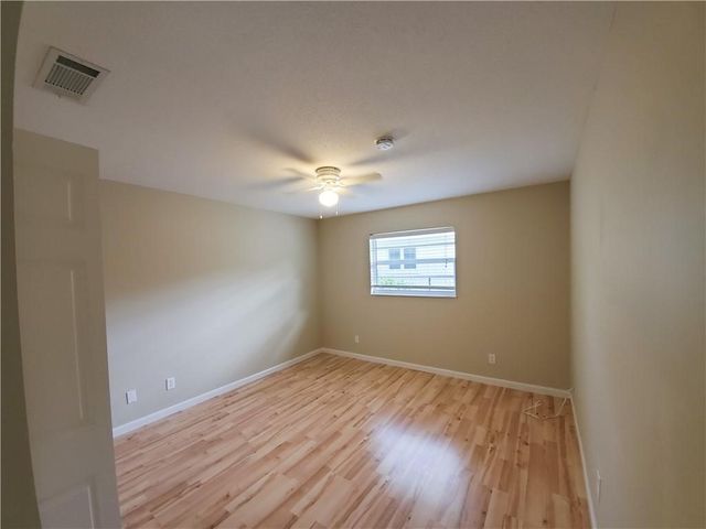 919 Turtle Cove Lane 1, Vero Beach, FL 32963