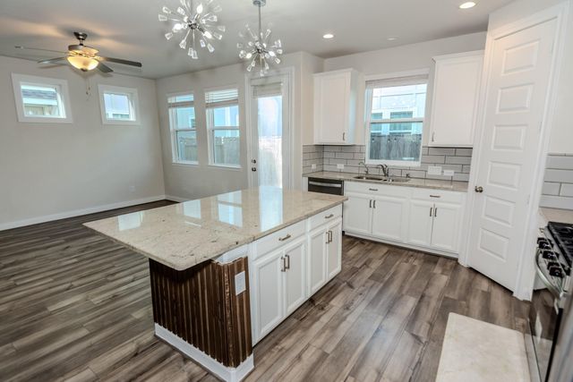 4120 Split Ivy Drive, Houston, TX 77080