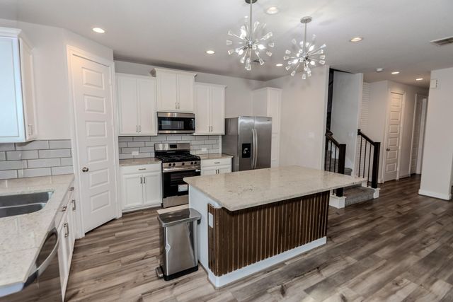 4120 Split Ivy Drive, Houston, TX 77080
