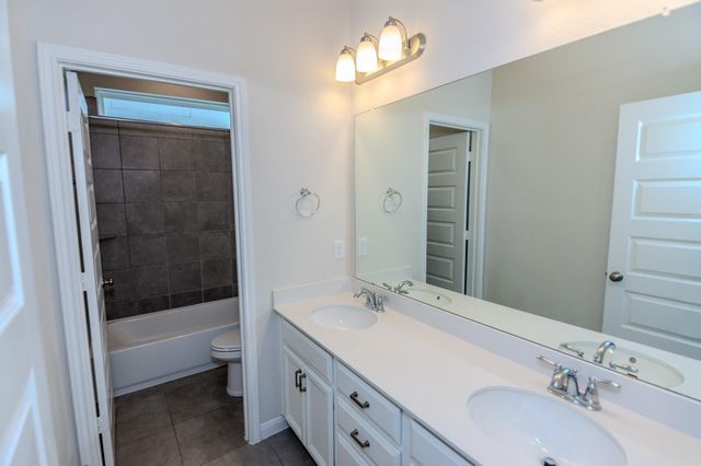 4120 Split Ivy Drive, Houston, TX 77080